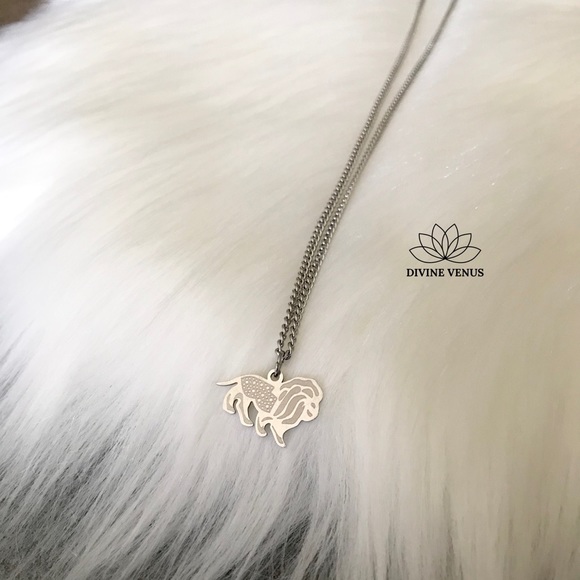 Lion Pendant Necklace - Stainless Steel - Picture 2 of 5